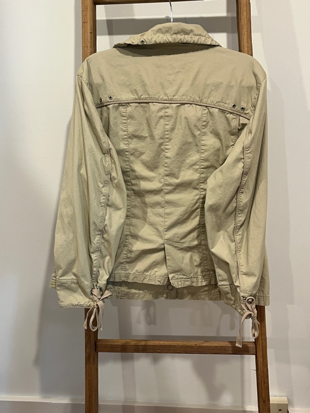 Baccini Women’s Jacket - Picture 4 of 5